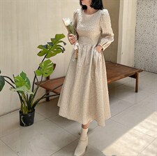 时尚圆领泡泡袖收腰连衣裙，女装连衣裙，Balance Studio