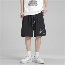黑色
