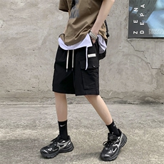 黑色