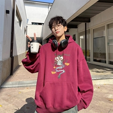 酒红色