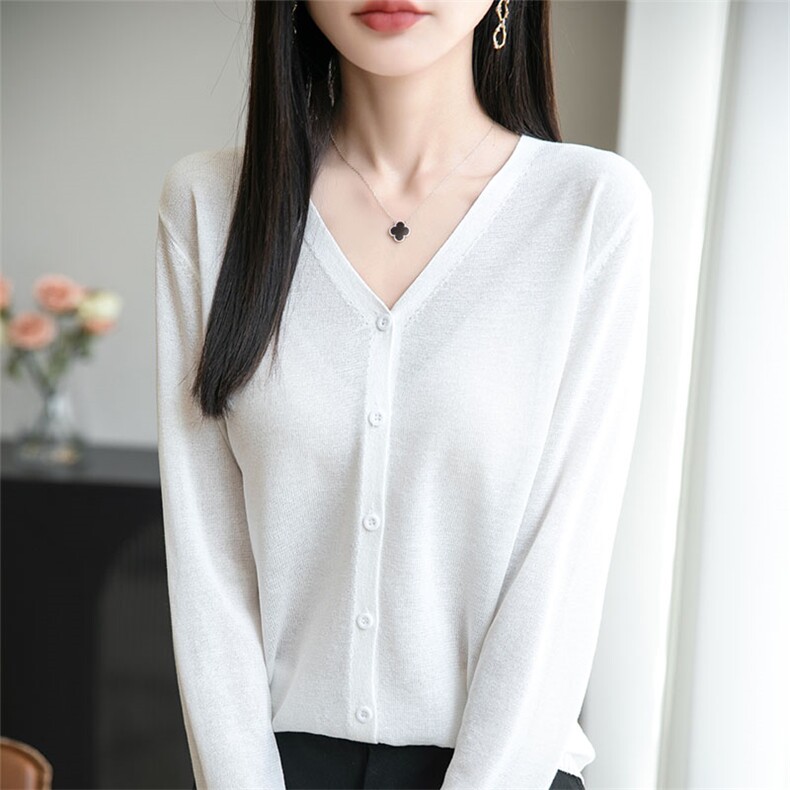 2025年夏季新款V领冰丝针织开衫女宽松休闲长袖薄款外搭防晒上衣,女装T恤,萱芳婷羊绒