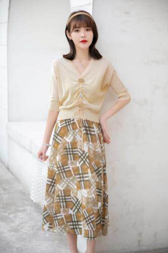 针织套装，每天出货，女装职业装，伊艺不舍