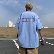 天蓝色