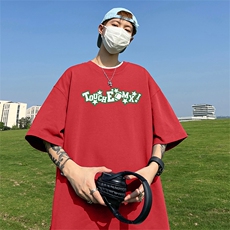 酒红色
