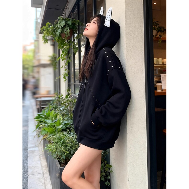 抖音得物高品质26春装美式高街铆钉杜宾犬耳朵开衫卫衣外套W125,女装短外套,电商A486