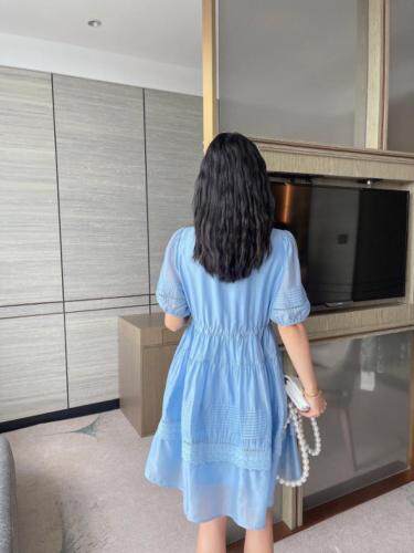 【现货】夏季新款时尚简约收腰娃娃裙，女装，裴兔子