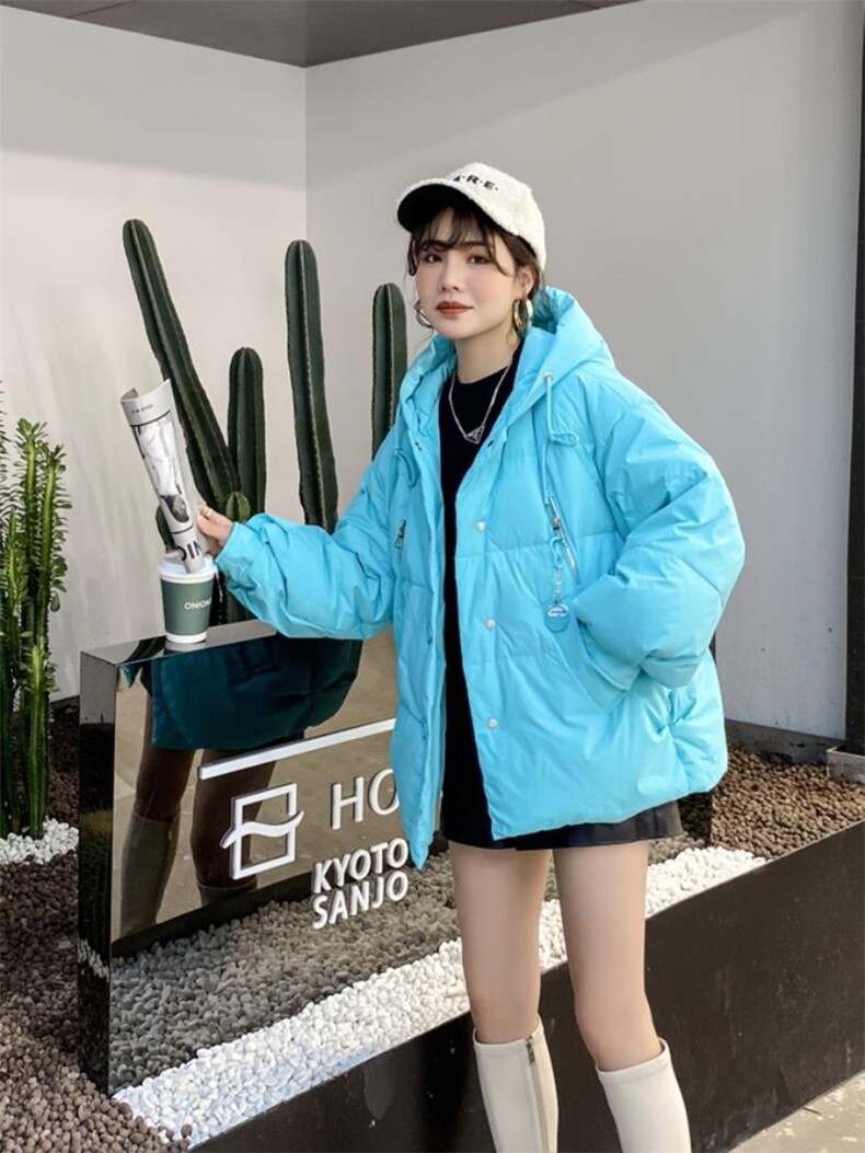 冬款羽绒服，女装羽绒服，轩轩·魅丽依族