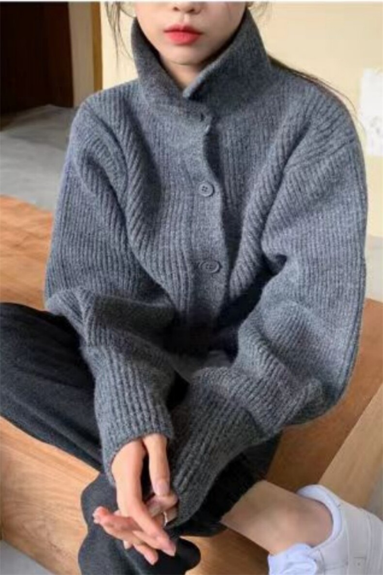 时尚百搭灰色翻领单排扣短款毛衣开衫女秋冬宽松显瘦针织衫外套,女装羊毛衫,旭驰羊绒