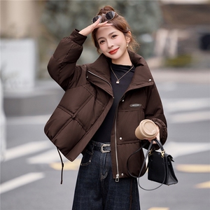 时尚立领短款白鸭绒羽绒服女2025冬季新款洋气减龄羽绒外套上衣图片