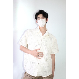 小众解构肌理感黑色裂纹衬衫男夏季高级感痞帅冰丝休闲百搭上衣服图片