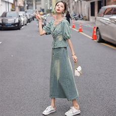 2023年夏季新款女装时尚休闲减龄上衣加半裙牛仔套装，女装套装/套裙，韩蜜菓