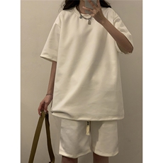 白色