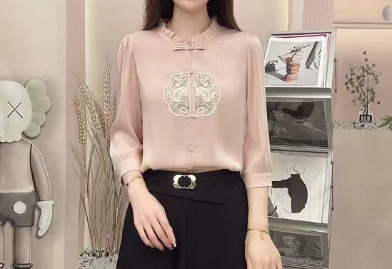 2025新款短袖纽扣款百搭简约，女装T恤，思沃羊绒