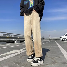 卡其色
