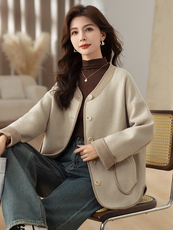 仿羊羔毛外套2023年秋冬新款皮毛一体短款时尚轻奢洋气女宽松加厚款，女装棉衣/棉服，梦懿尔
