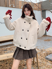 米白色皮毛一体羊羔毛外套女冬季短款夹克加厚棉服6099P225K338，女装短外套，维壹