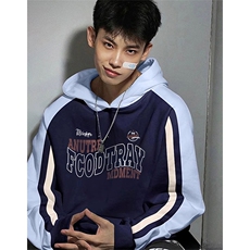 抖音得物秋装美式重磅全棉拼接撞色连帽卫印花衣外套A3208，女装短外套，电商A443