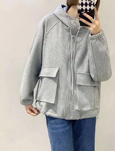 春季新款连帽口袋特色外套图片