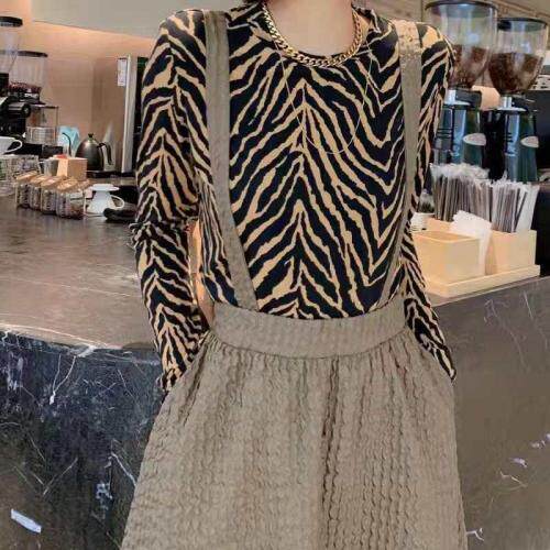 秋款两件套裙，其它，莎咔