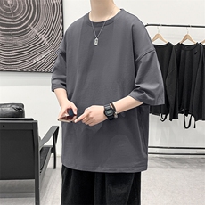 深灰色
