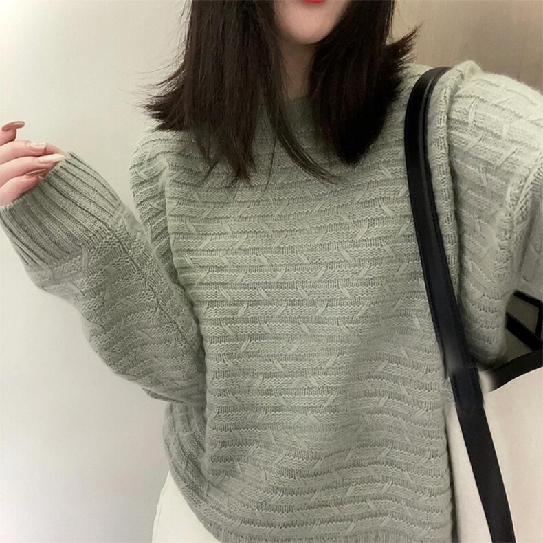 2025年秋季新款百搭女士圆领纯色斜杠长袖羊毛衫,女装羊毛衫,新胜羊绒