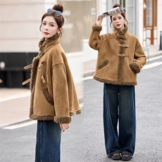 羊羔毛外套女2025秋冬季新款独特漂亮韩系休闲小香风短款皮毛一体，女装短外套，橙子家