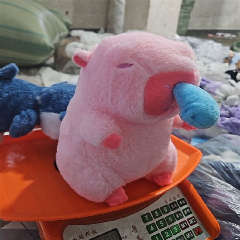水豚十个起批，张强玩具