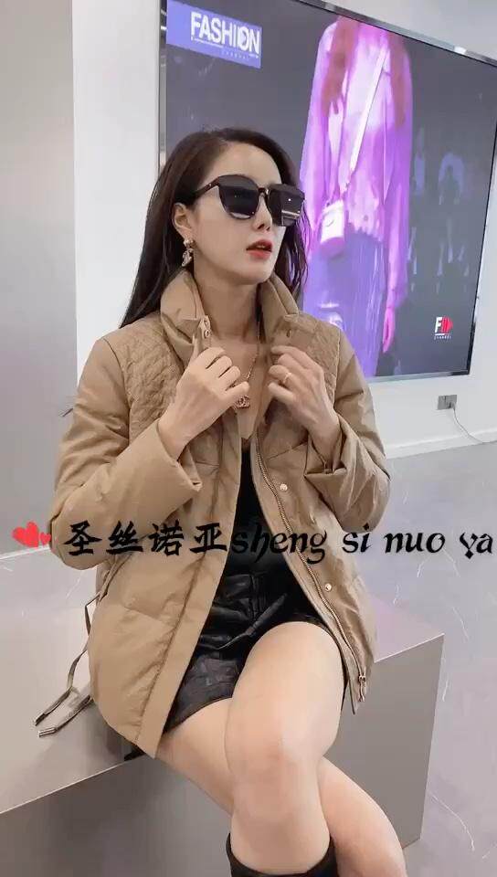 皮羽绒服，女装羽绒服，圣丝诺亚