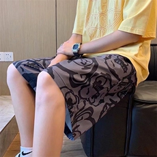 深灰色