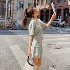 polo领短袖T恤短裤两件套女2025夏季新款减龄学院风休闲运动套装，女装套装/套裙，2C088