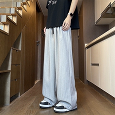 灰色