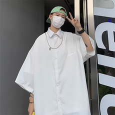 白色