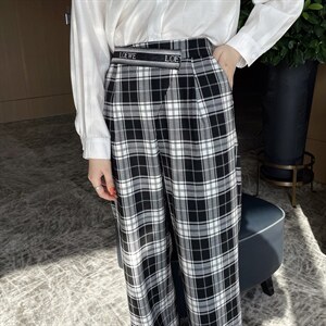 2021春装新款时尚舒适显瘦格子阔腿裤图片