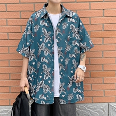 墨绿色