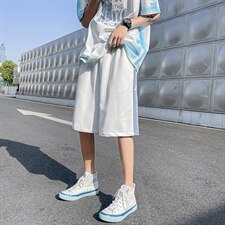 白色