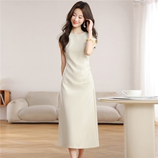 2026新法式气质宽肩圆领无袖连衣裙女压褶高腰中长款裙子，女装连衣裙，艾米