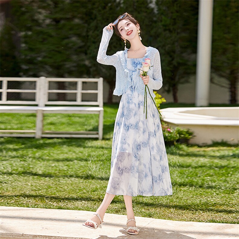 夏新款典雅休闲时尚水墨色兰色碎花小外套+吊带裙两件套装，女装套装/套裙，辰辰家