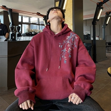 酒红色