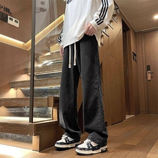 黑灰色