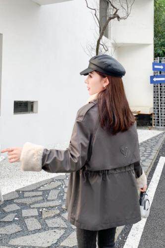 冬季新款背扣韩版修身显瘦，女装，田间晨露