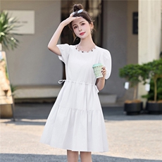 泡泡袖连衣裙女夏2025新款高级感收腰显瘦减龄法式气质小个子短裙，女装连衣裙，贵人树