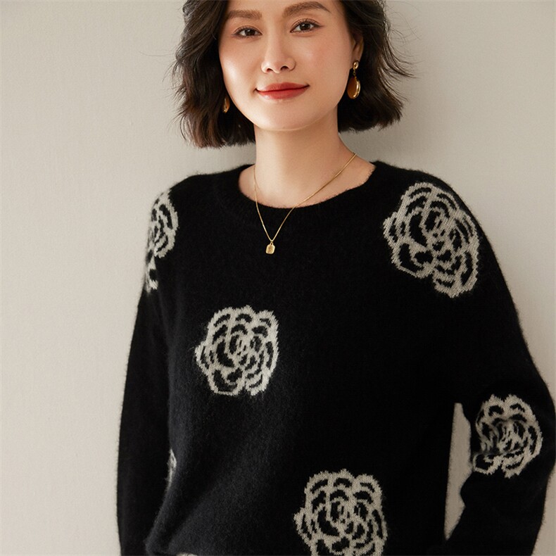 山茶花提花2024秋冬新款山羊绒衫女士圆领毛衣宽松舒适羊毛衫打底图片