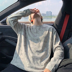 灰色