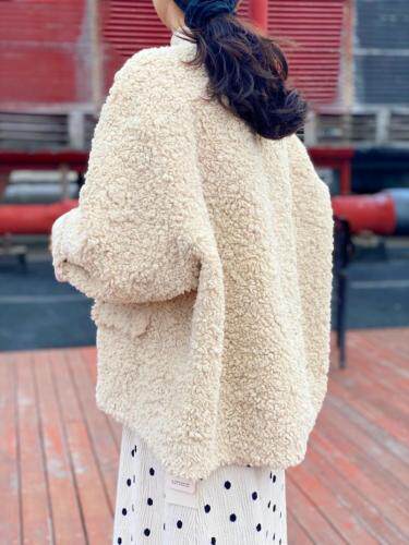 现货：2011款长毛皮毛一体。，女装，D壹