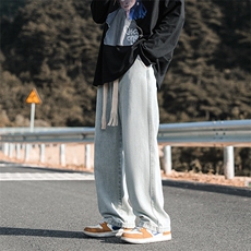 浅蓝色