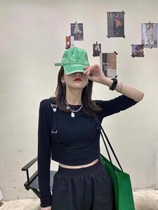 背带垫肩打底图片