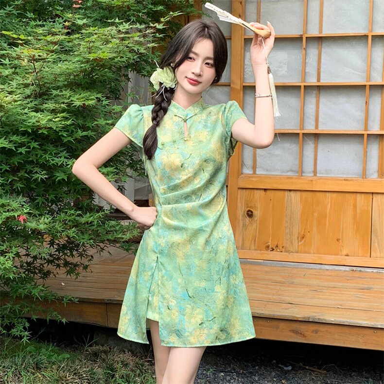 新中式g风改良旗袍套装女2026夏季新款洋气修身印花短裤两件套,女装套装/套裙,心心服饰