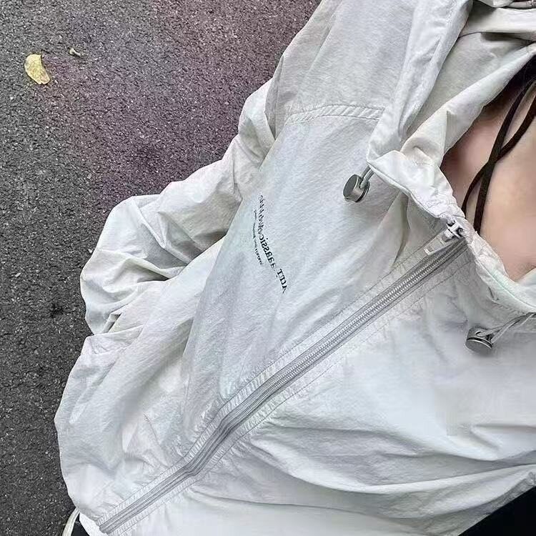 户外好看灰色透气防晒衣女夏季2025新款宽松紫外线薄款轻薄外套,男装防晒衣,星座506A