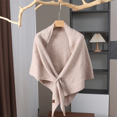 2025年新款时尚百搭简约休闲穿孔三角披肩，披肩，九月九羊绒