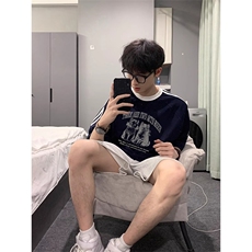 藏青色